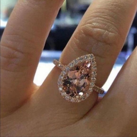 Jewelry - NEW 6 CT 18K ROSE GOLD MORGANITE RING